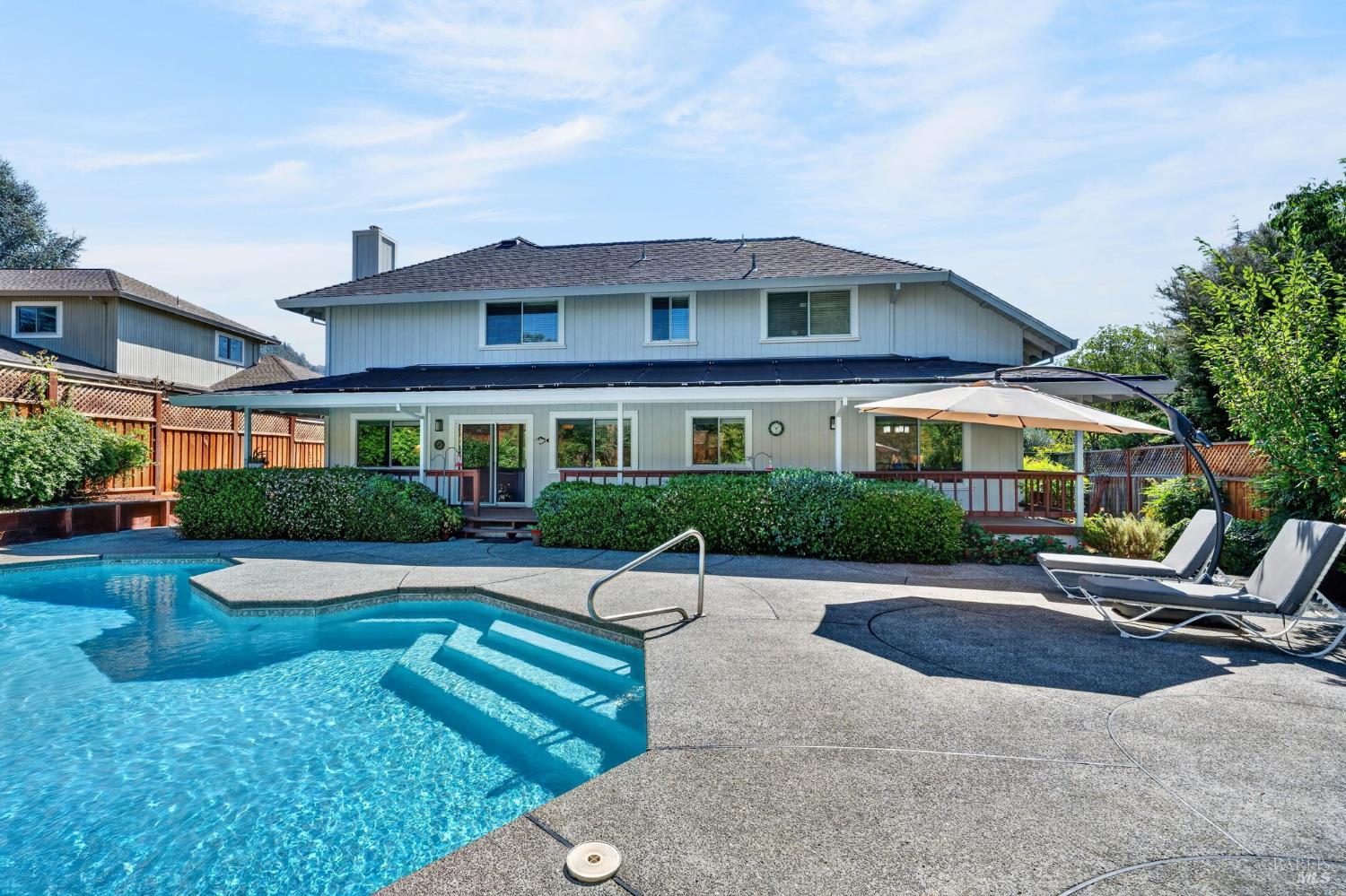 421 Greens Drive Healdsburg CA 95448