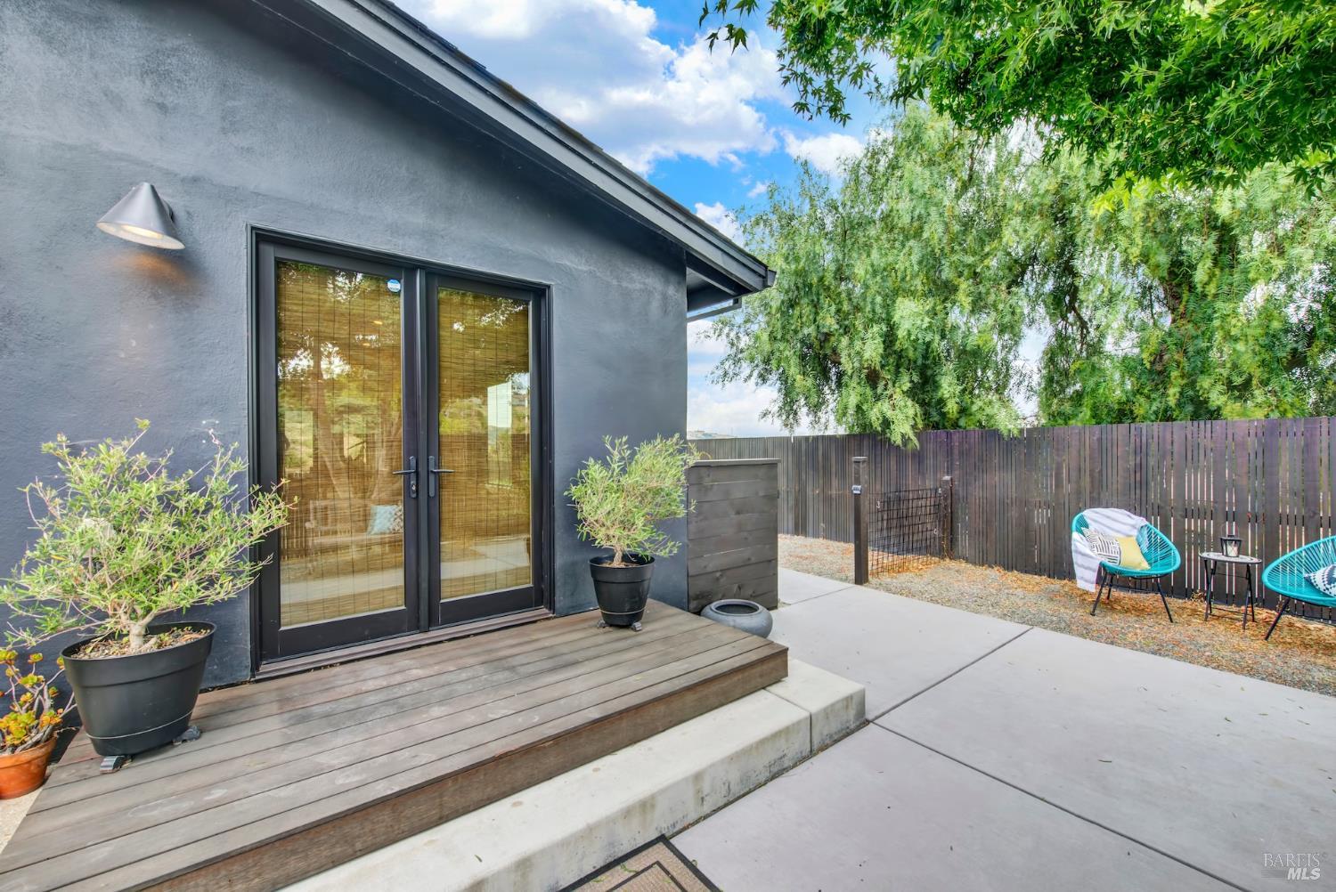 496 Raymond Drive Benicia CA 94510