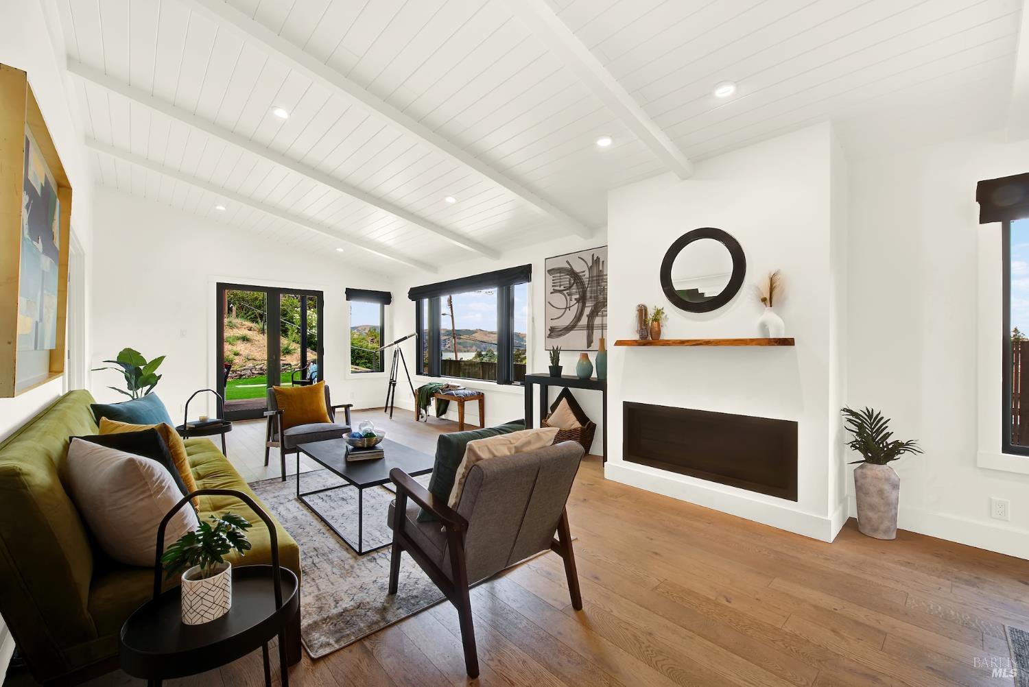 496 Raymond Drive Benicia CA 94510