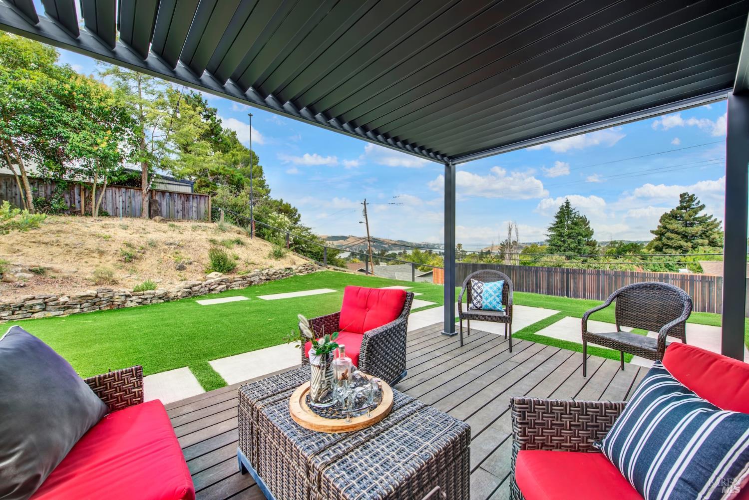496 Raymond Drive Benicia CA 94510