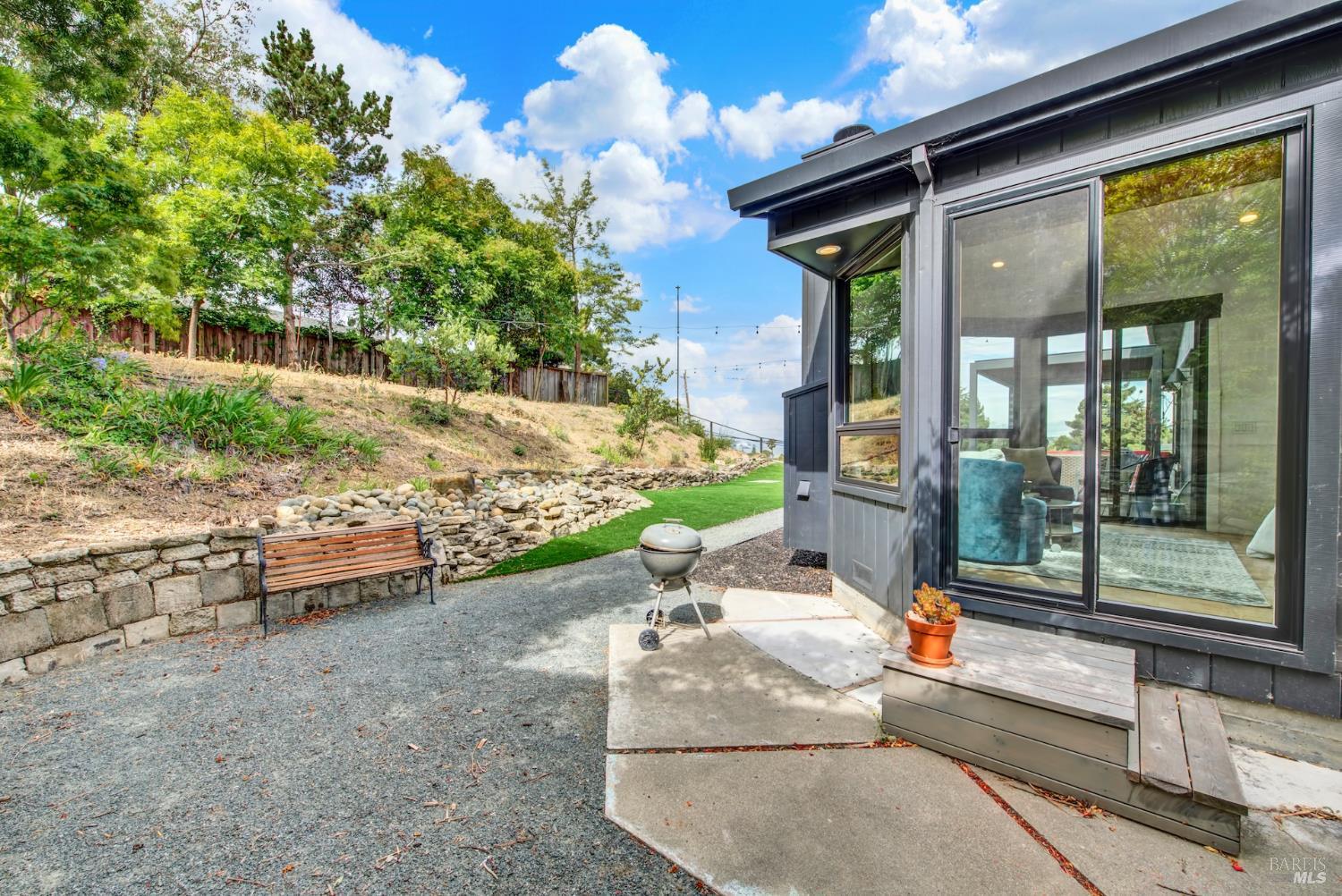 496 Raymond Drive Benicia CA 94510
