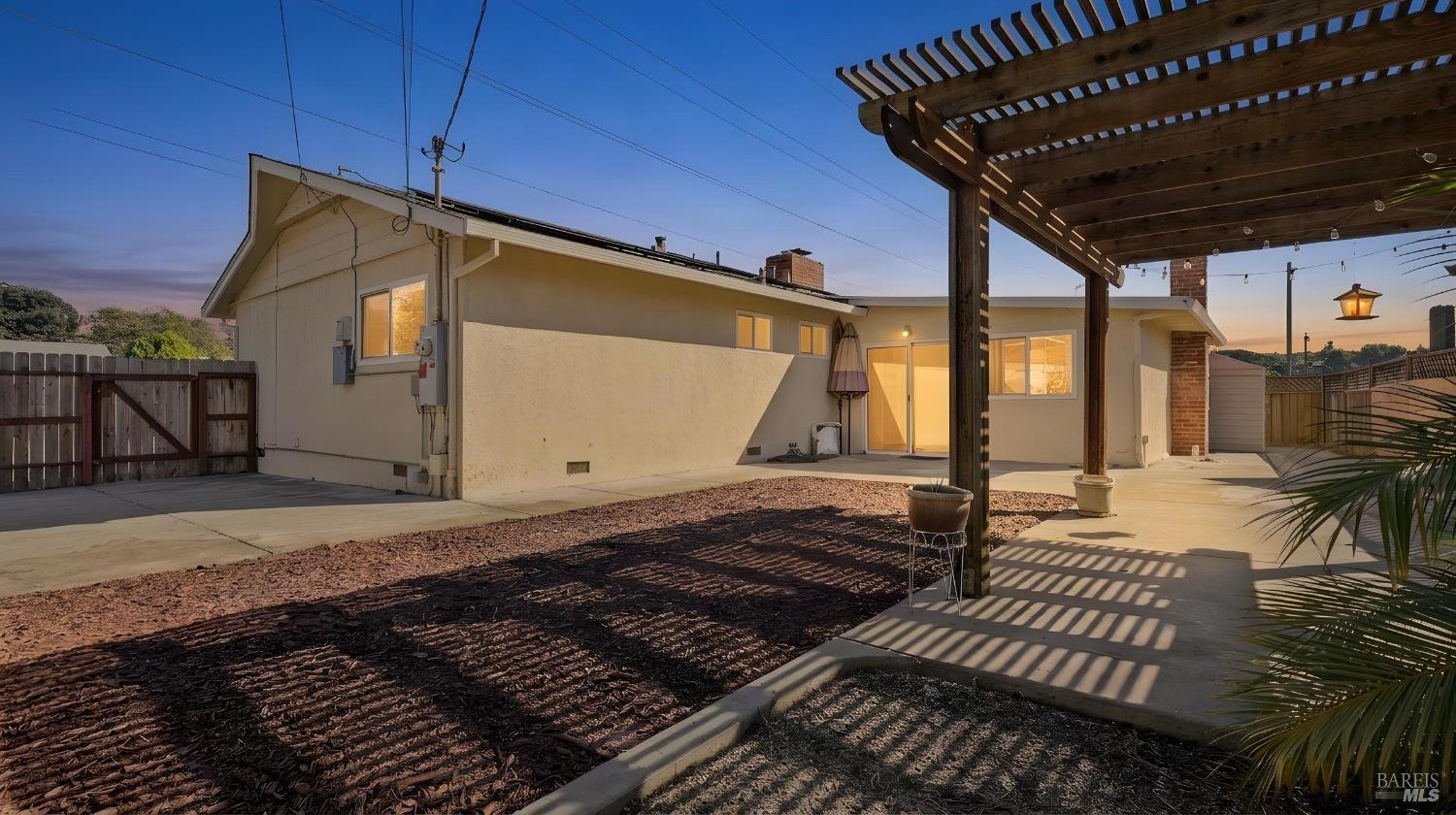 206 Maywood Drive Vallejo CA 94591
