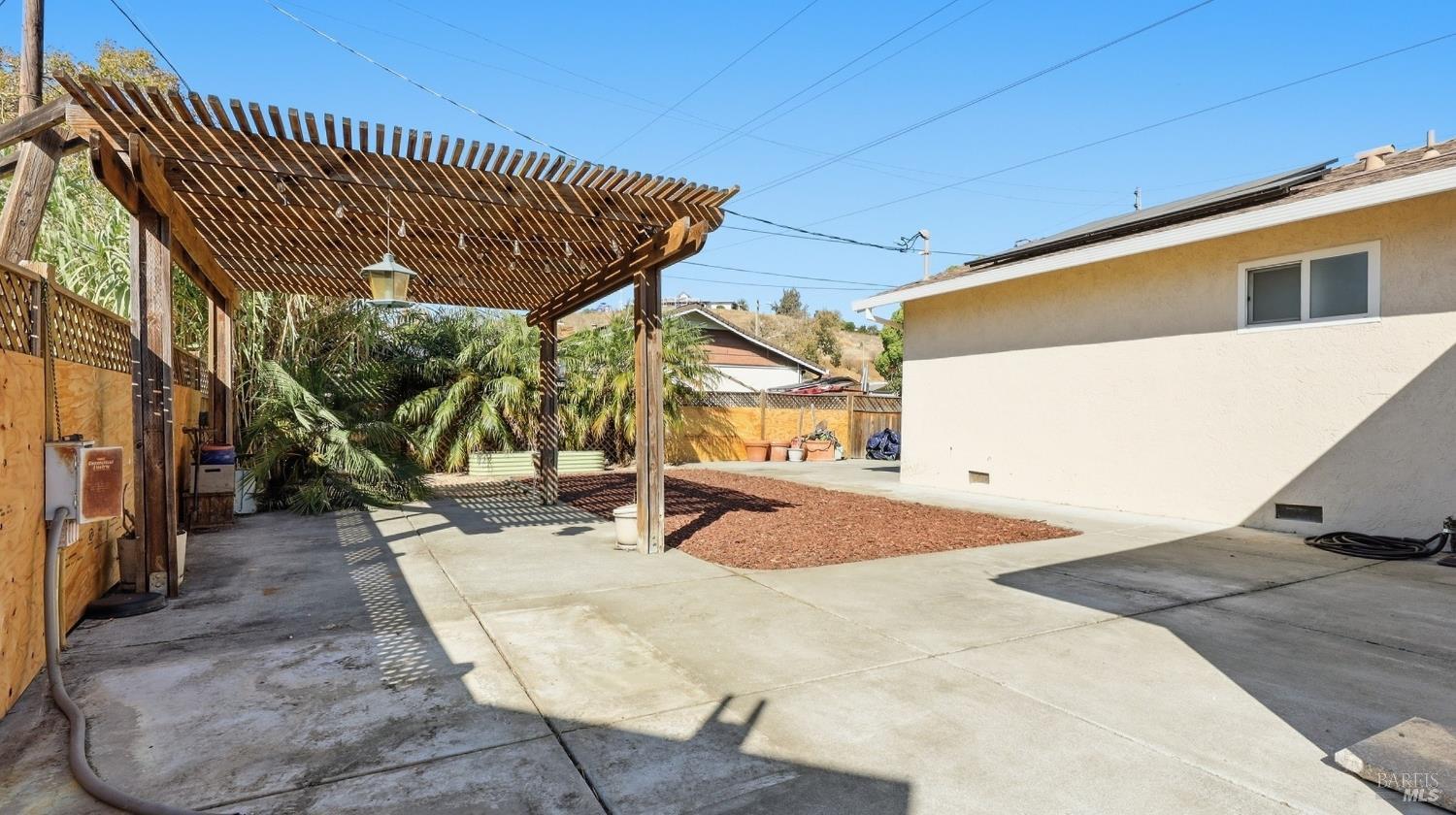 206 Maywood Drive Vallejo CA 94591