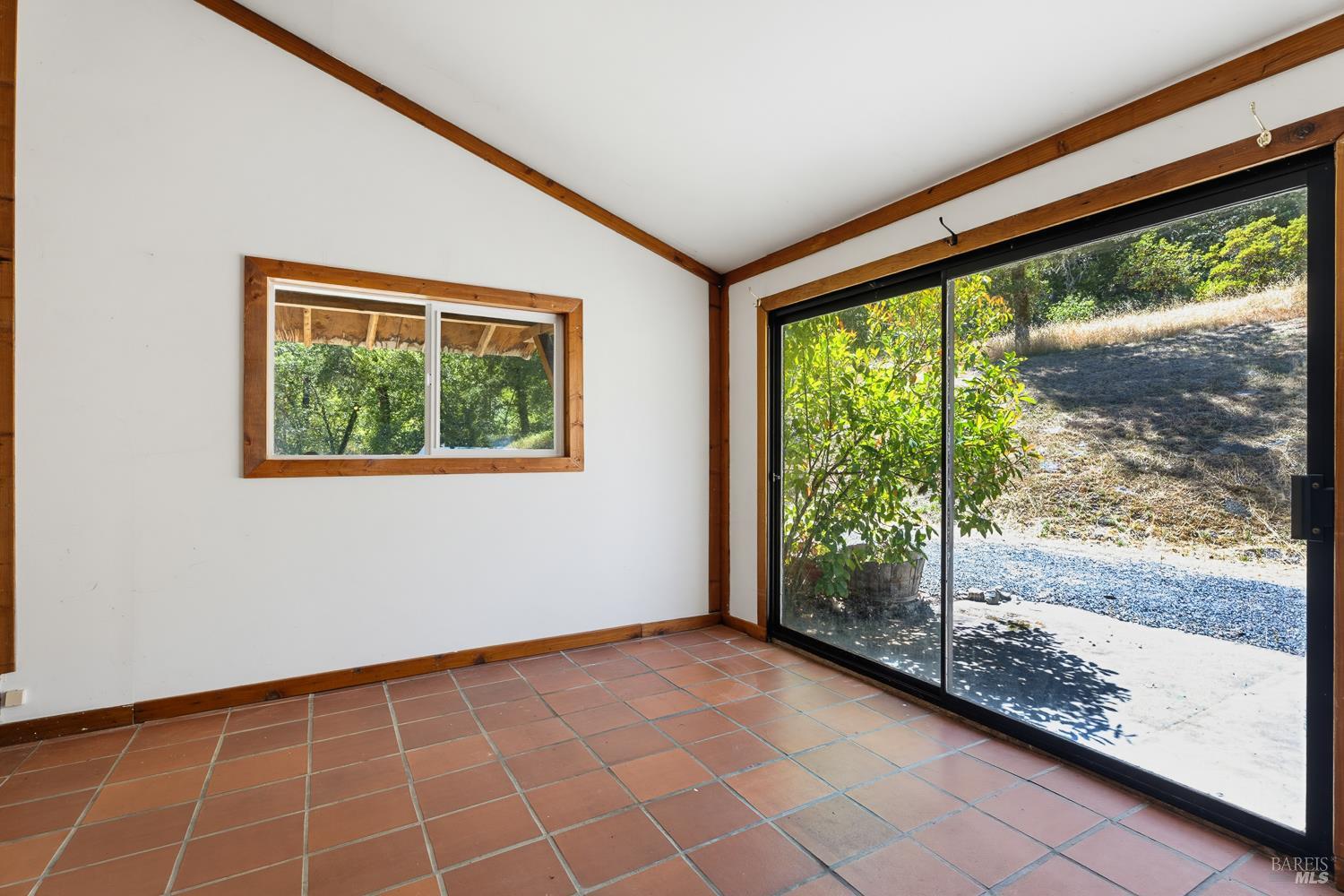 850 Davidson Lane Laytonville CA 95454