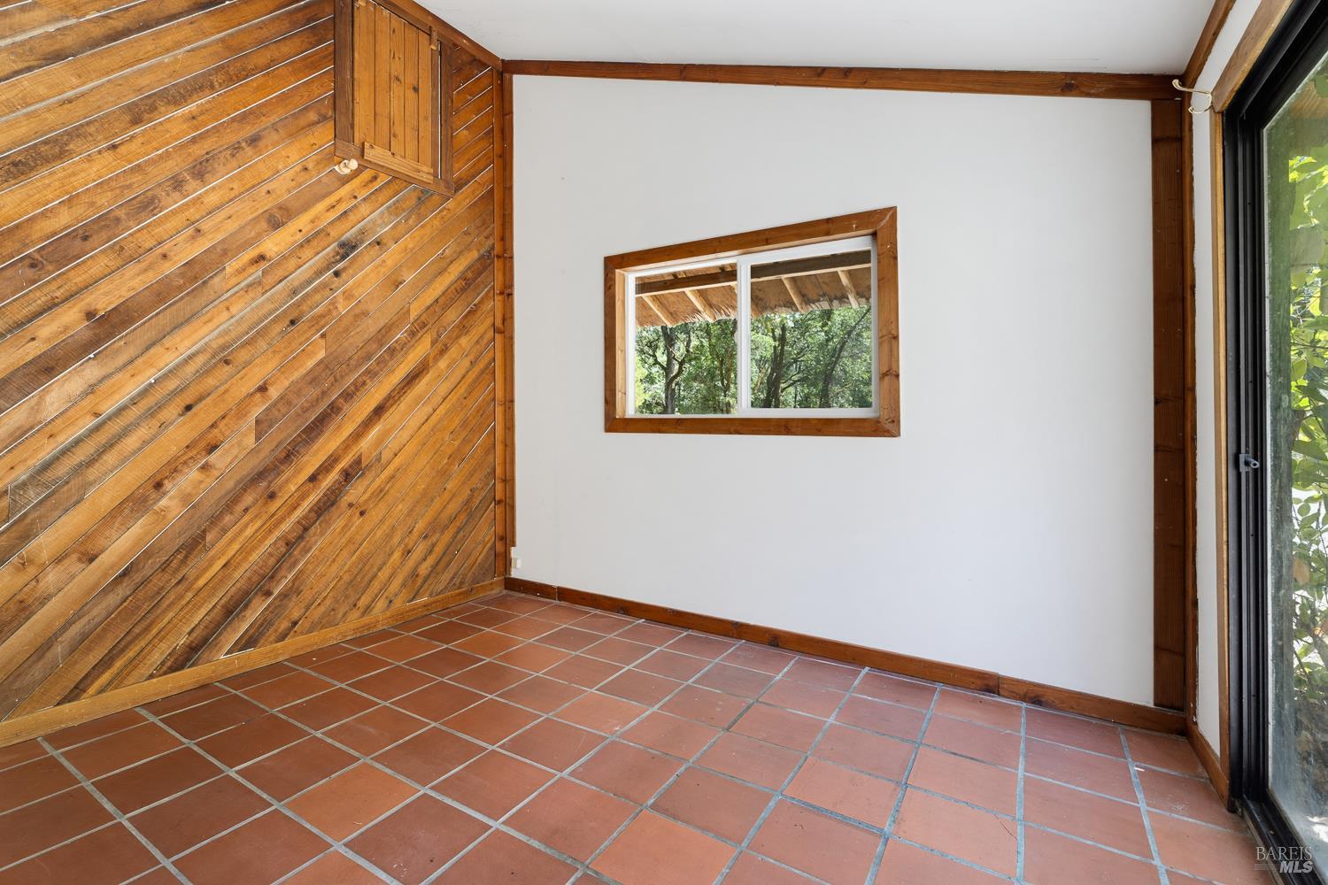 850 Davidson Lane Laytonville CA 95454