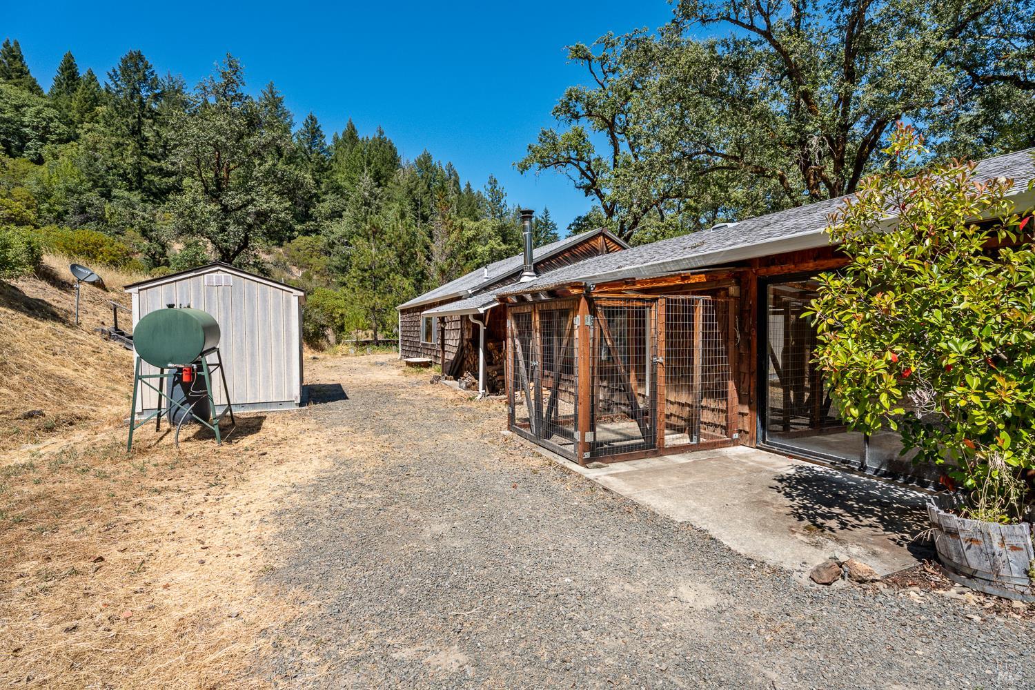 850 Davidson Lane Laytonville CA 95454