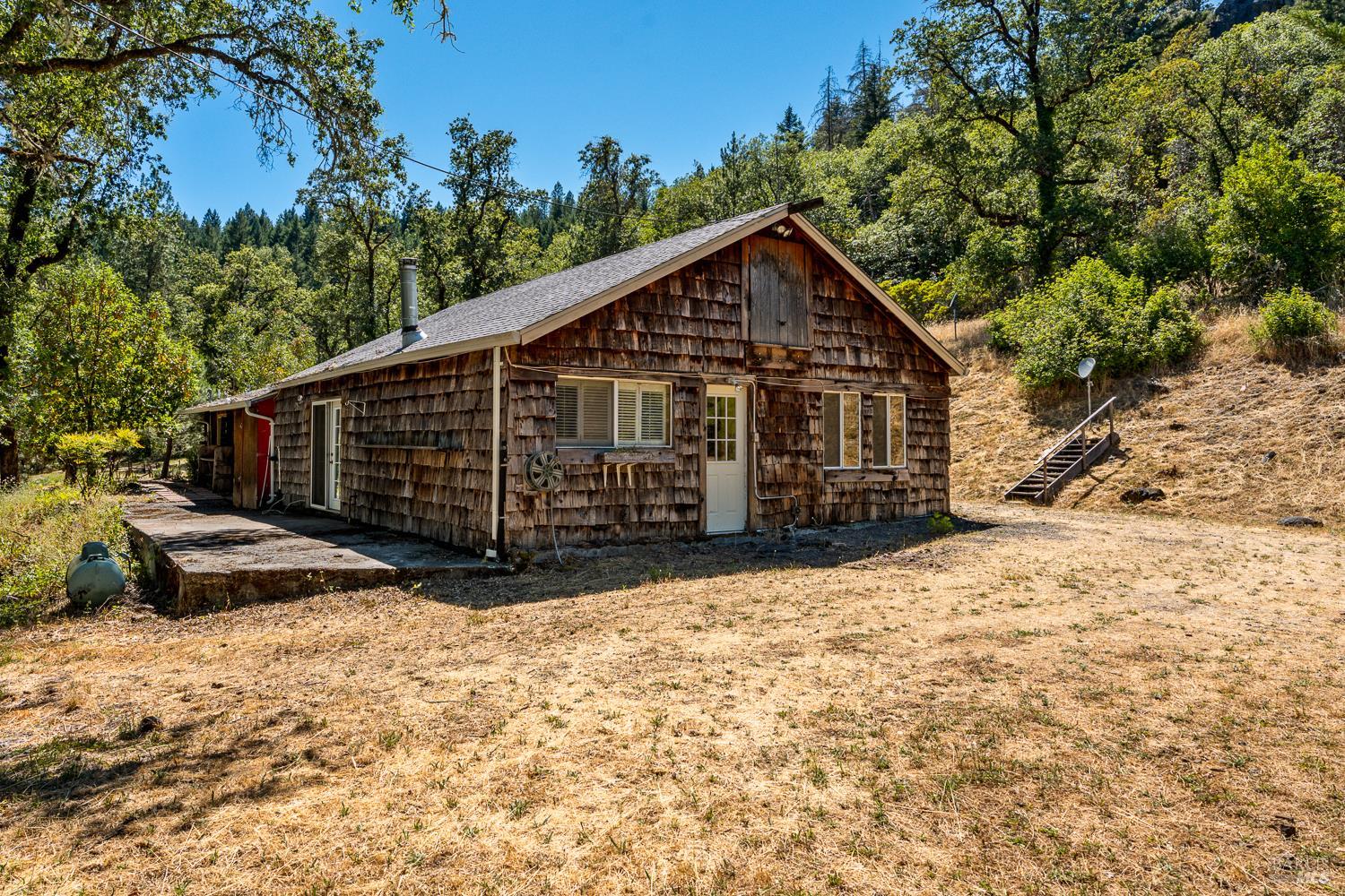 850 Davidson Lane Laytonville CA 95454