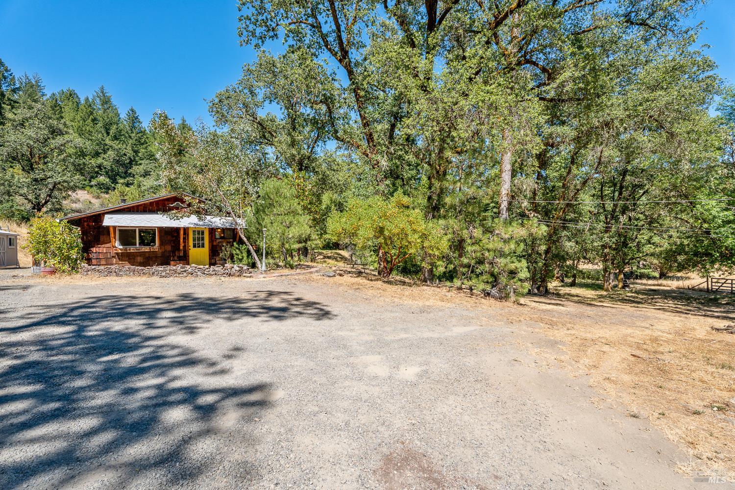 850 Davidson Lane Laytonville CA 95454