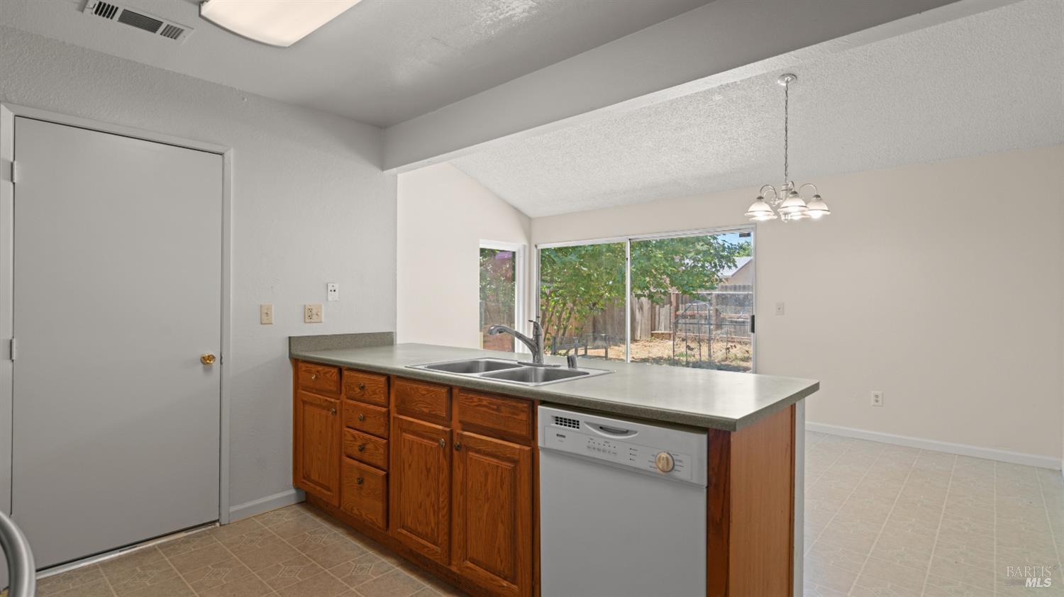 1110 Waxwing Drive Suisun City CA 94585