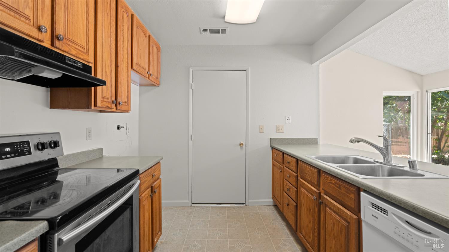 1110 Waxwing Drive Suisun City CA 94585
