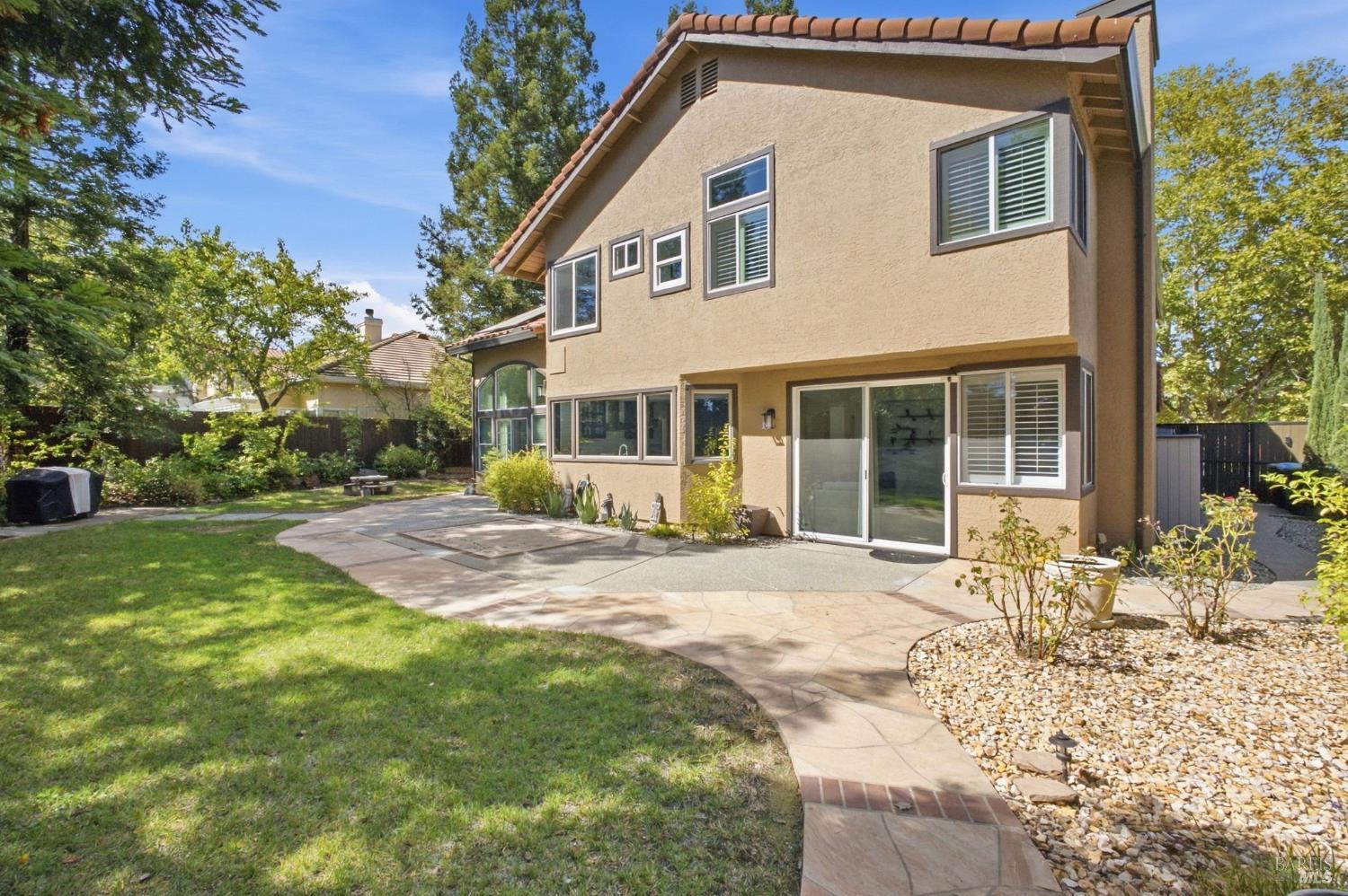 512 Canyon Oak Drive Vacaville CA 95688