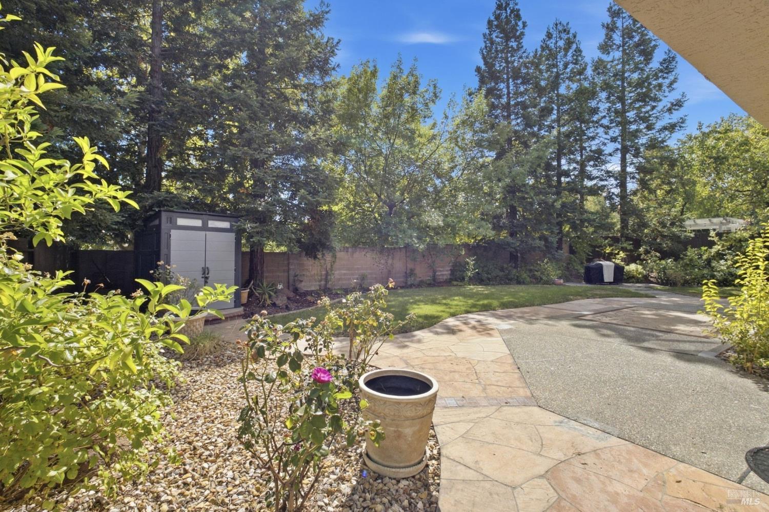 512 Canyon Oak Drive Vacaville CA 95688