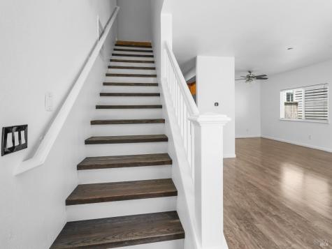 956 Kingwood Street Santa Rosa CA 95401