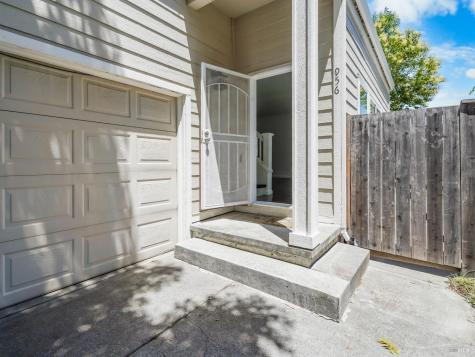 956 Kingwood Street Santa Rosa CA 95401