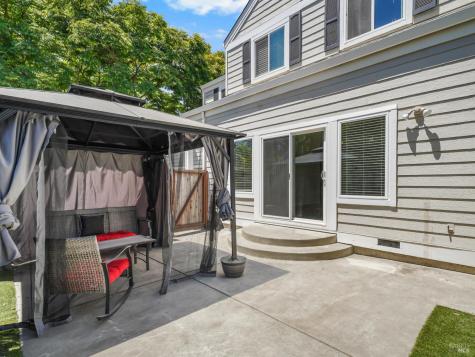 956 Kingwood Street Santa Rosa CA 95401