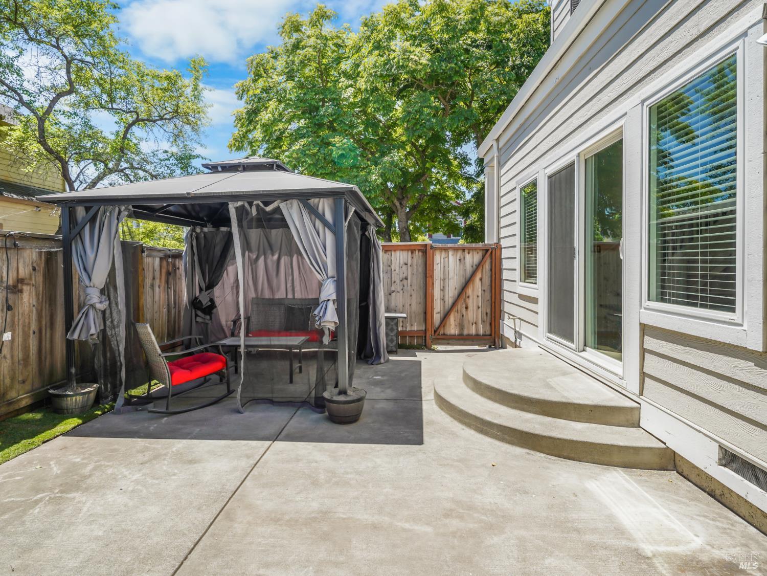 956 Kingwood Street Santa Rosa CA 95401