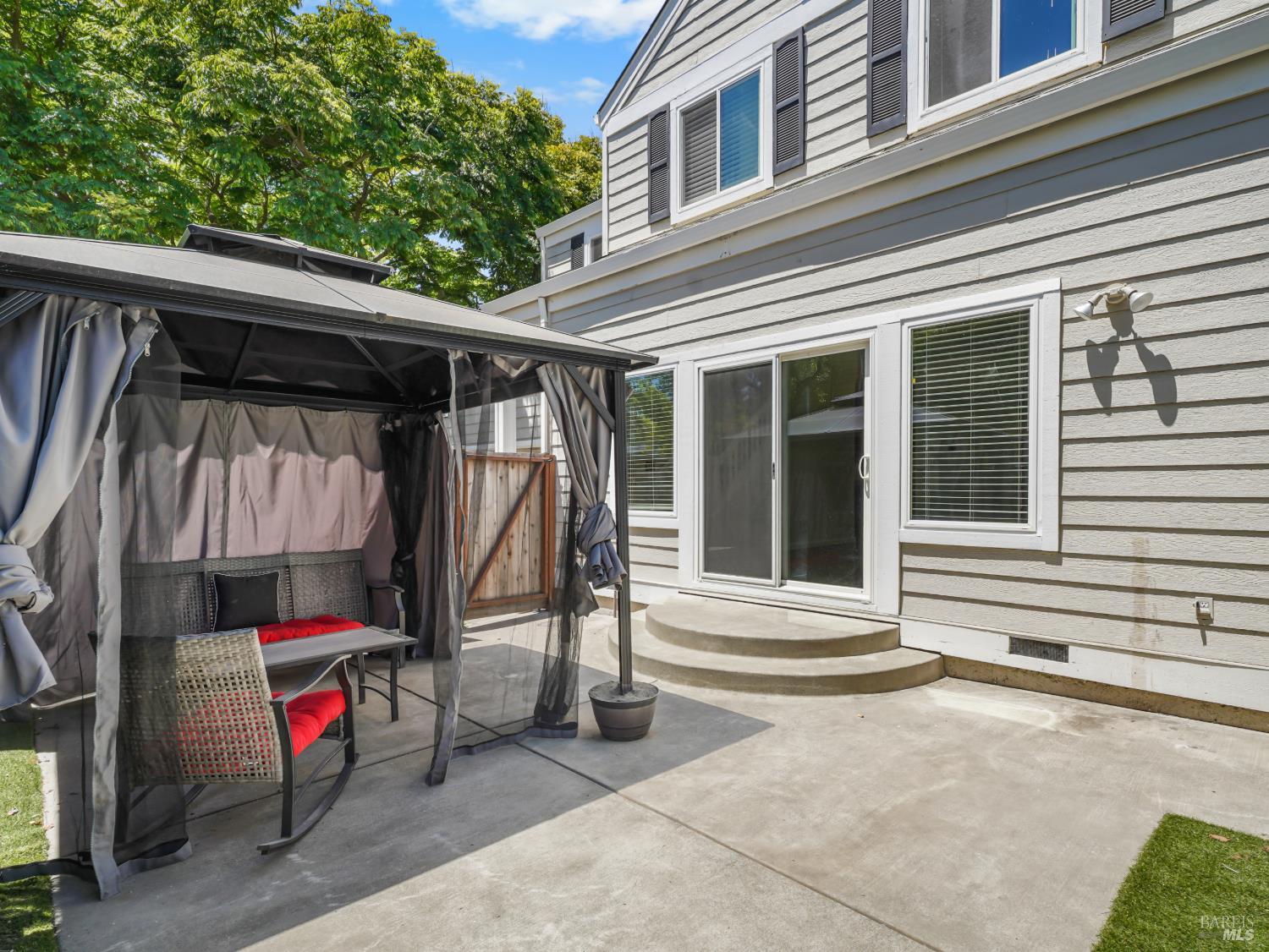 956 Kingwood Street Santa Rosa CA 95401