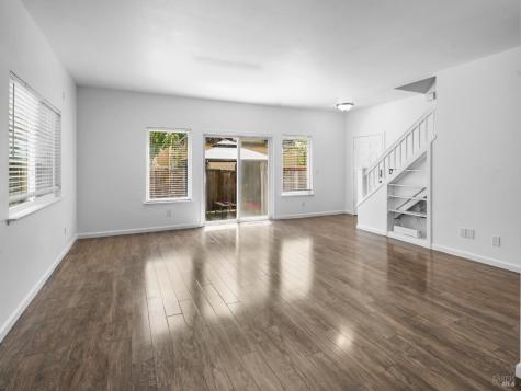 956 Kingwood Street Santa Rosa CA 95401