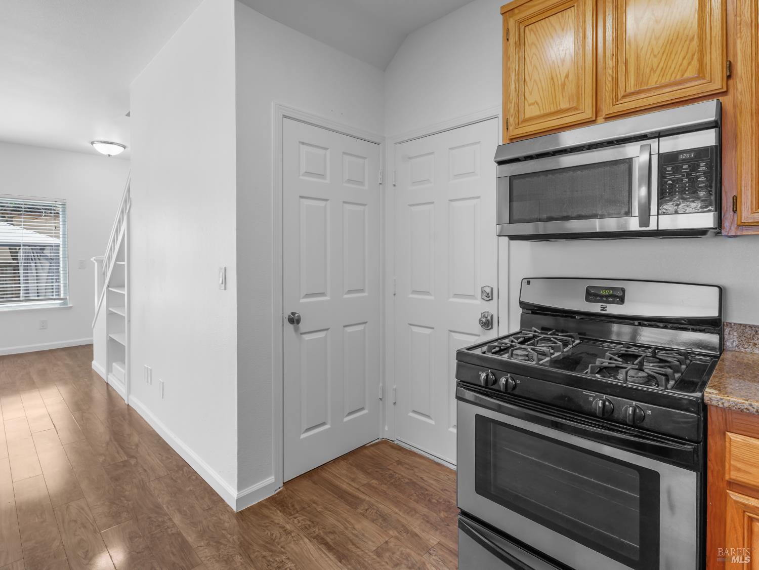 956 Kingwood Street Santa Rosa CA 95401