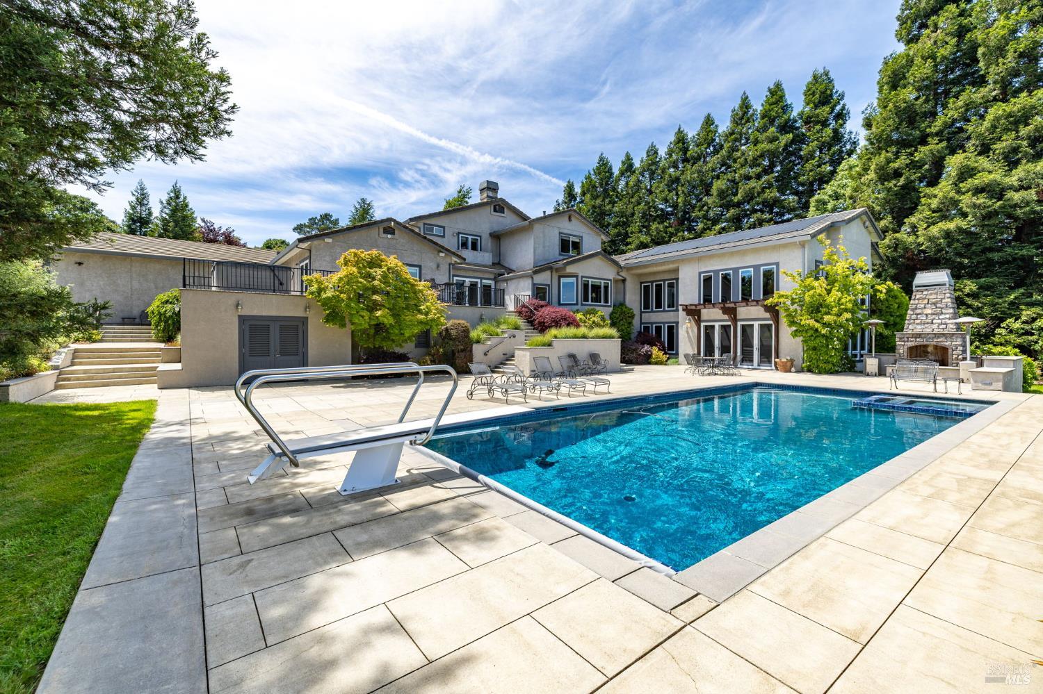 Sebastopol CA 95472