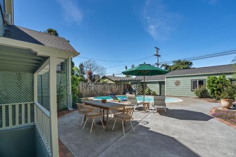 915 St Helena Avenue Santa Rosa CA 95404