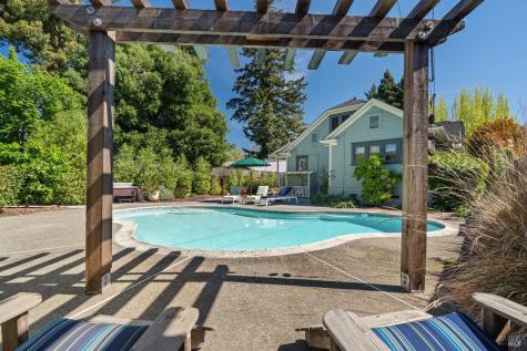 915 St Helena Avenue Santa Rosa CA 95404
