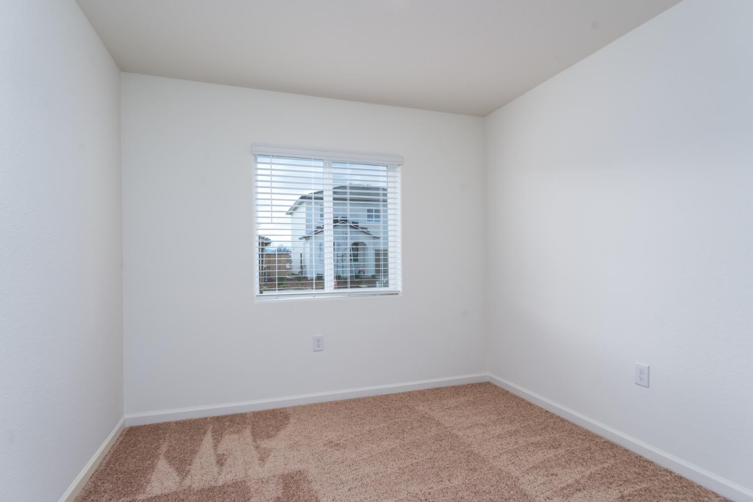 2265 Travis Court Newman CA 95360