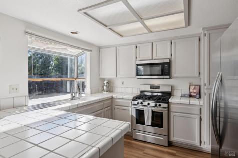 7121 Hastings Place Windsor CA 95492