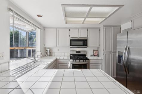 7121 Hastings Place Windsor CA 95492