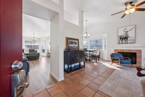 7121 Hastings Place Windsor CA 95492