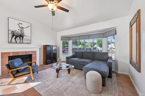 7121 Hastings Place Windsor CA 95492