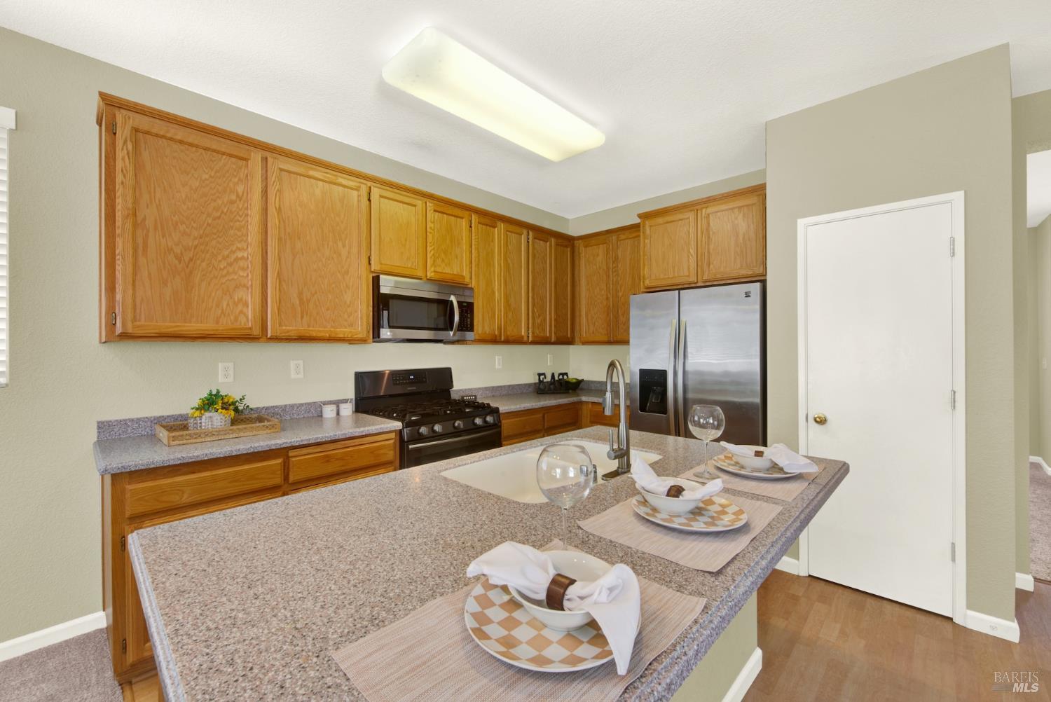 1882 Hummingbird Drive Fairfield CA 94534