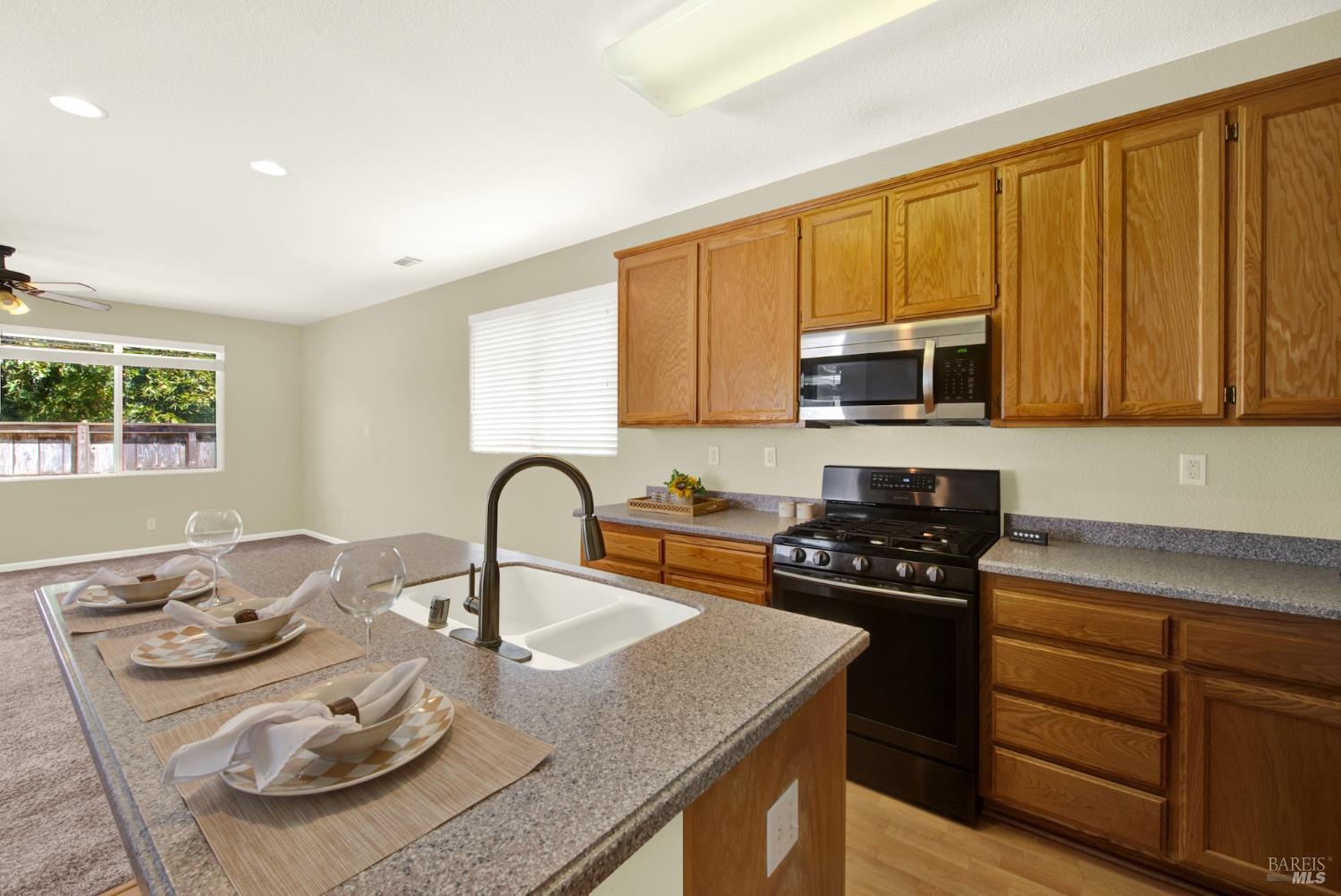 1882 Hummingbird Drive Fairfield CA 94534