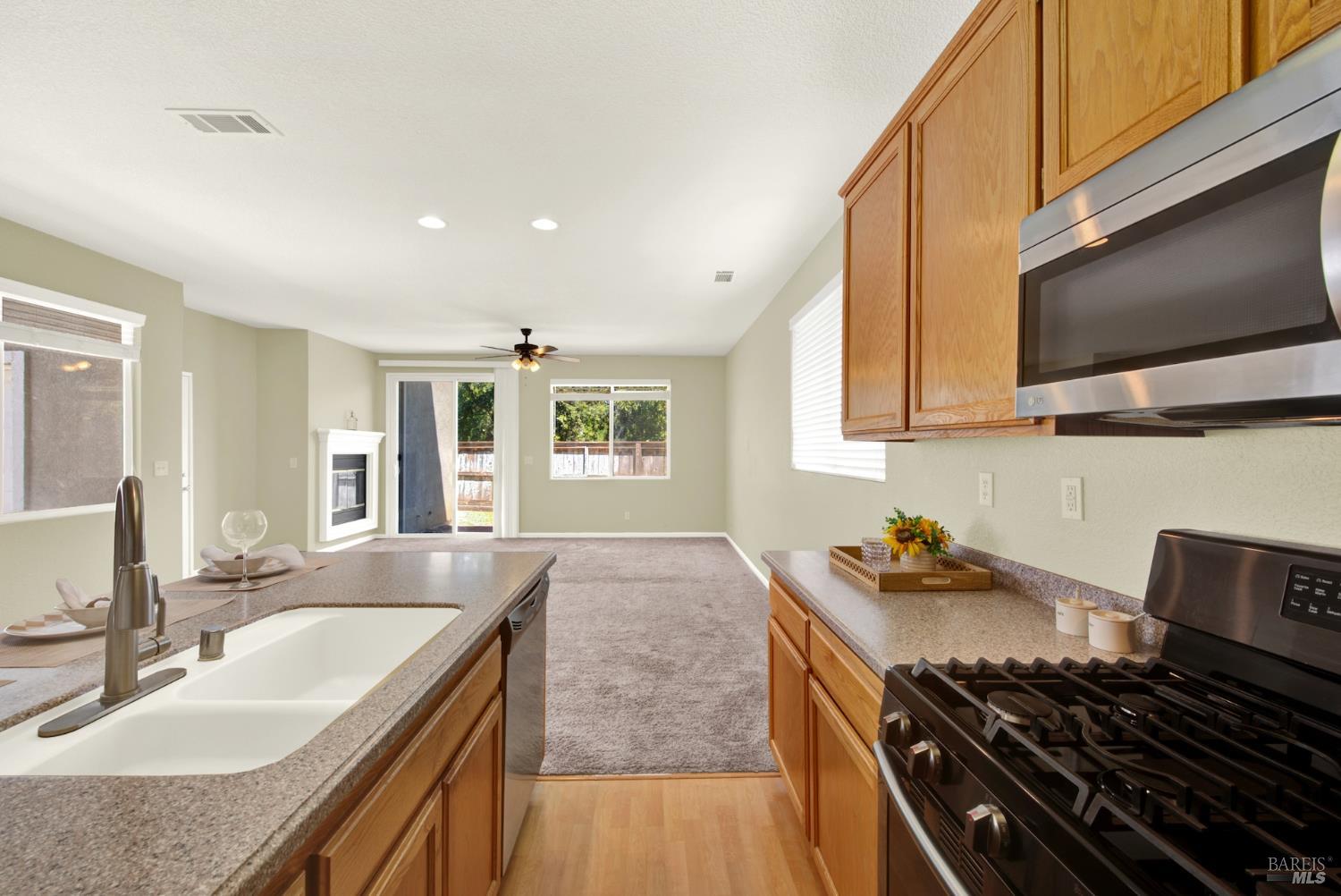 1882 Hummingbird Drive Fairfield CA 94534