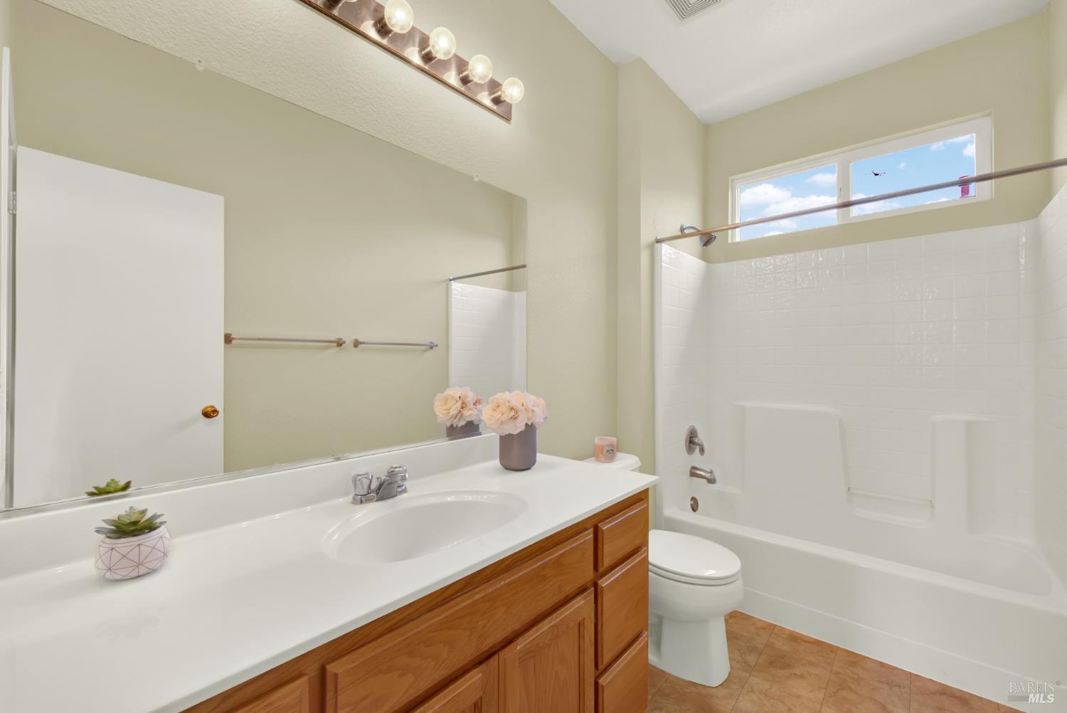 1882 Hummingbird Drive Fairfield CA 94534