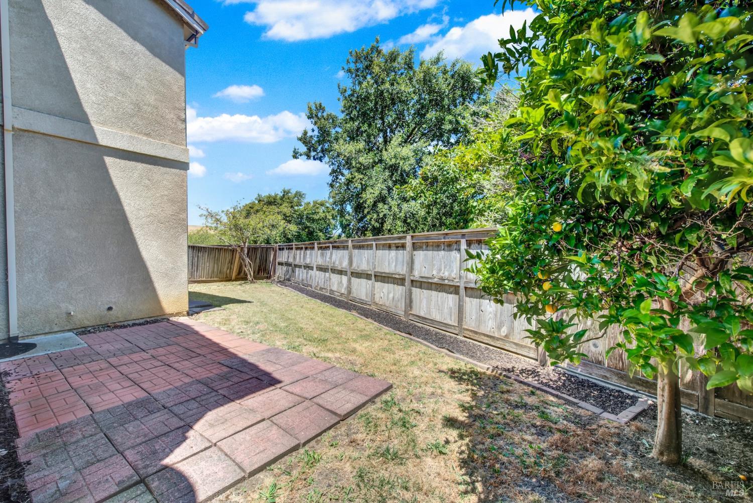 1882 Hummingbird Drive Fairfield CA 94534