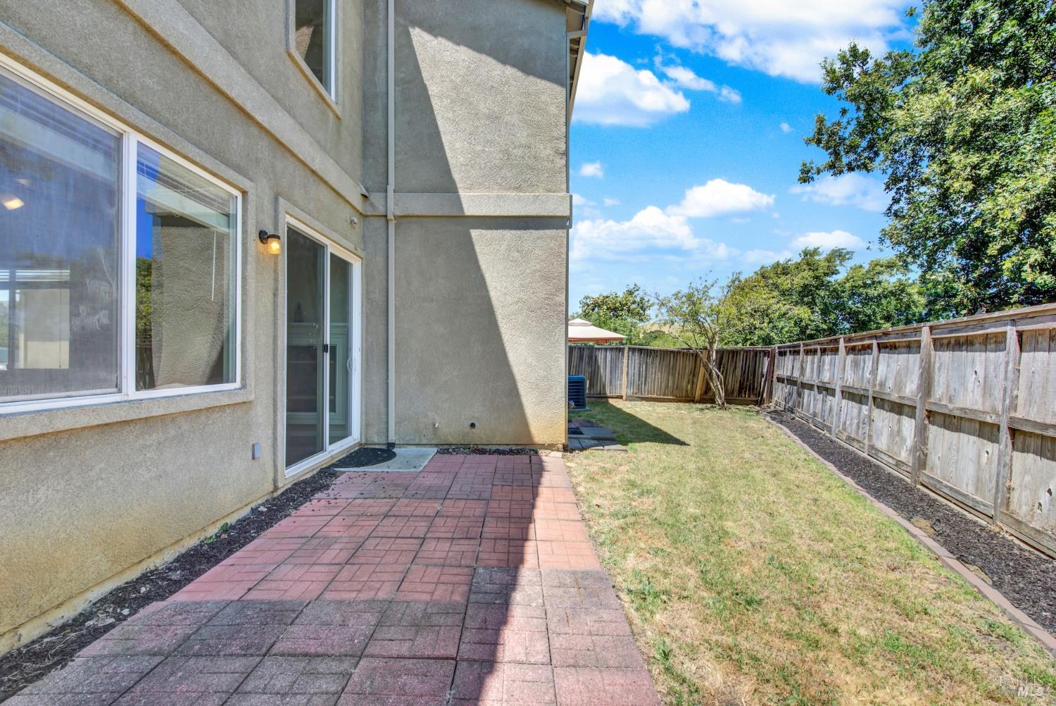 1882 Hummingbird Drive Fairfield CA 94534