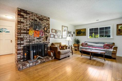 19295 Junipero Serra Drive Sonoma CA 95476