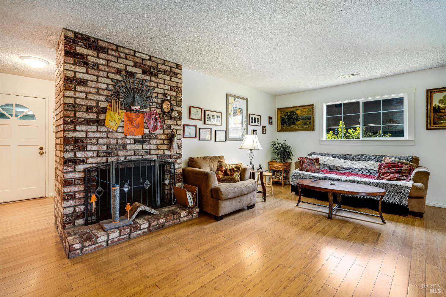 19295 Junipero Serra Drive Sonoma CA 95476