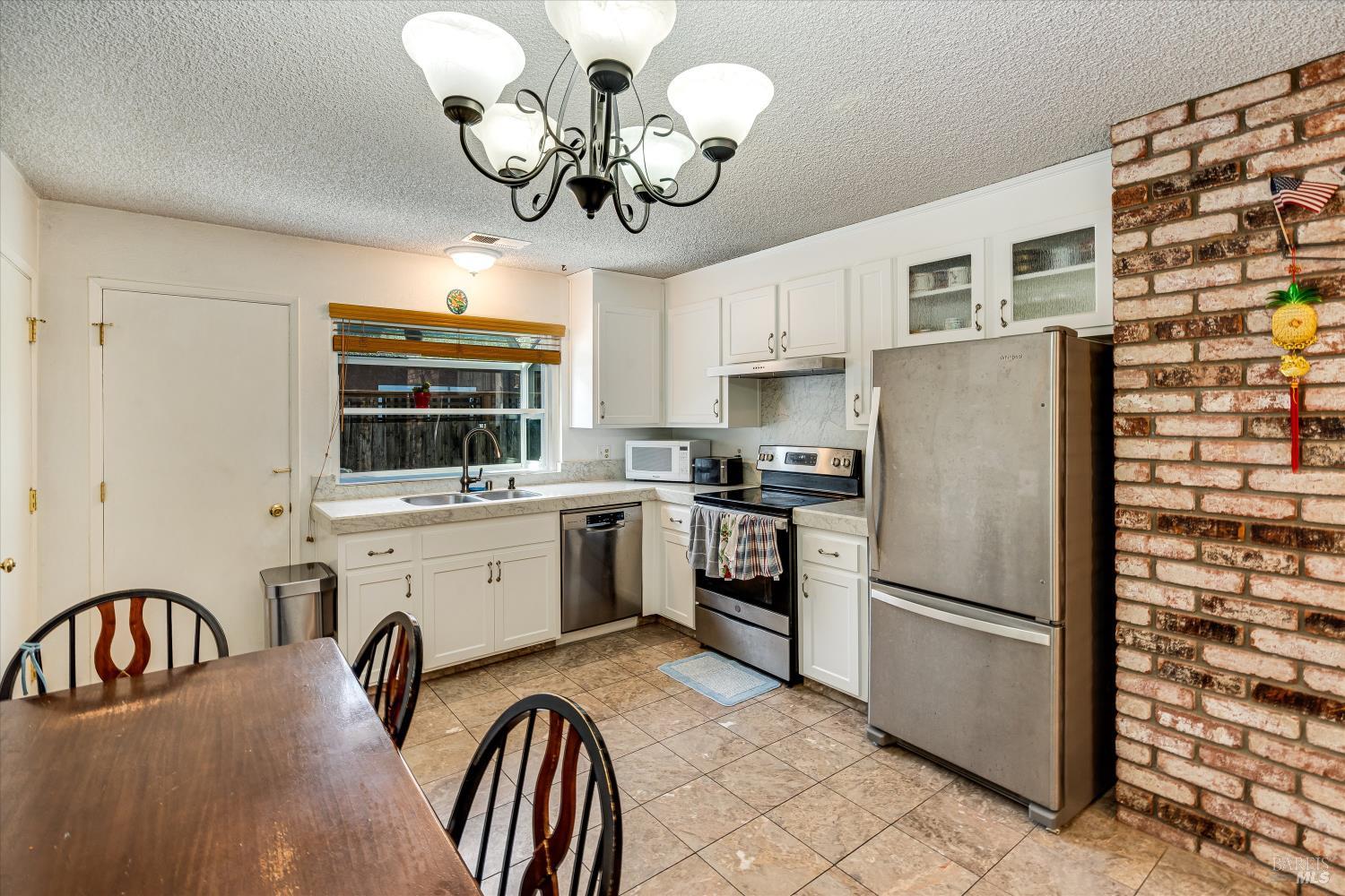 19295 Junipero Serra Drive Sonoma CA 95476
