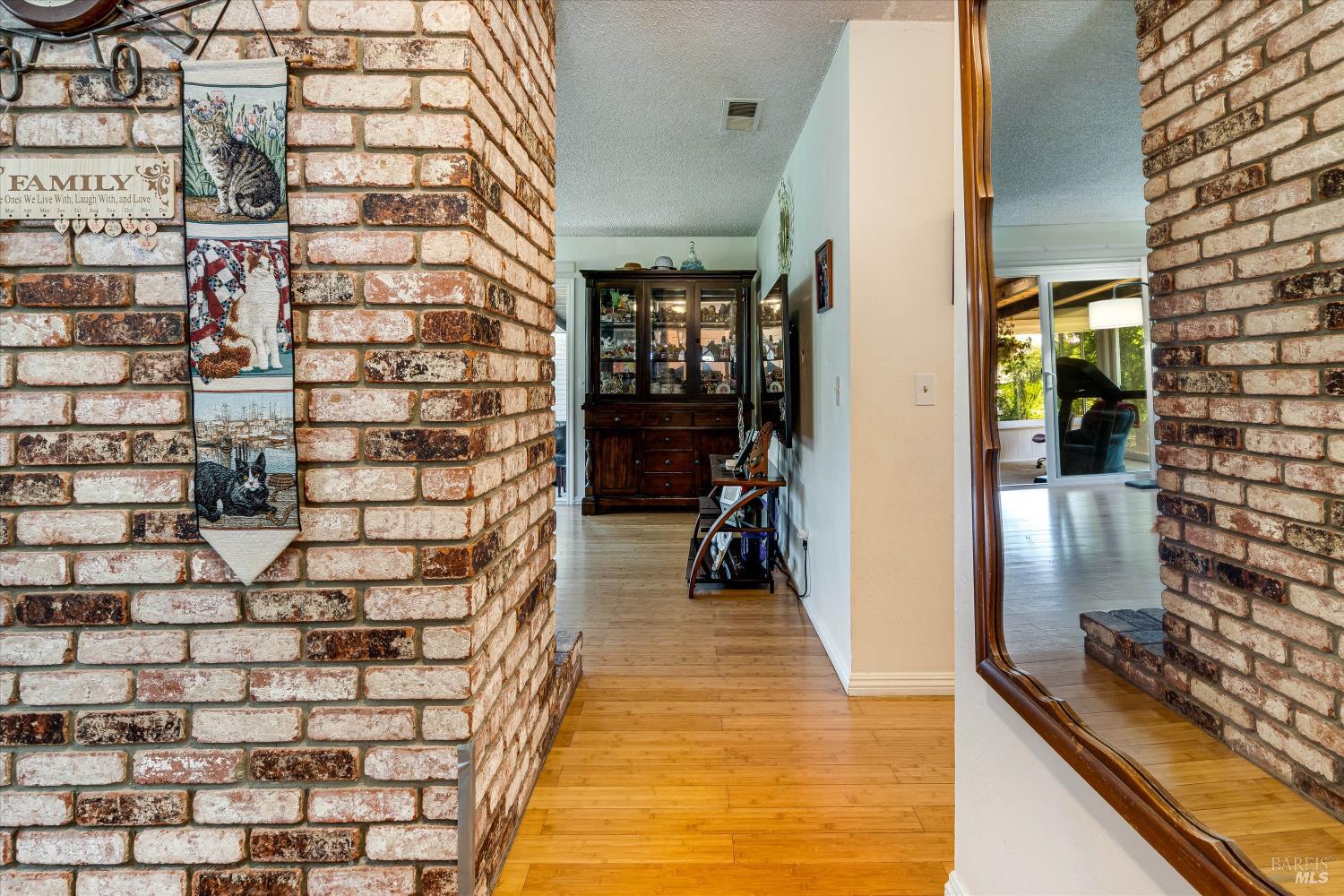 19295 Junipero Serra Drive Sonoma CA 95476