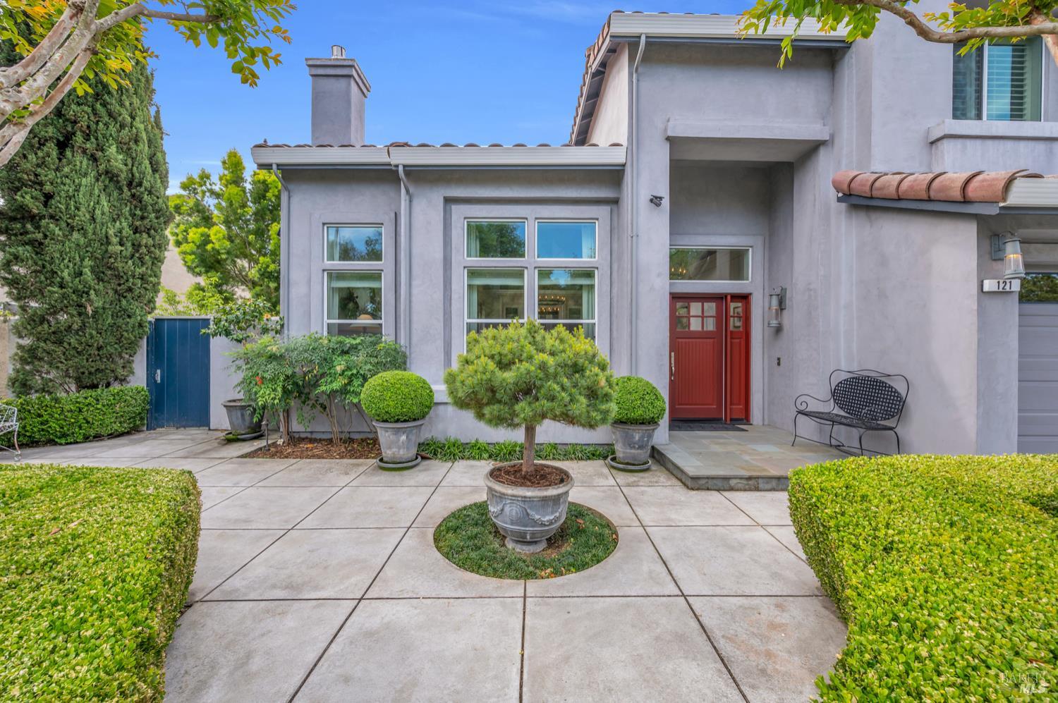 121 N Newport Drive Napa CA 94559
