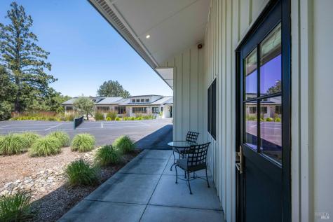 6323 West Dry Creek Road Healdsburg CA 95448