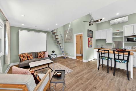 6323 West Dry Creek Road Healdsburg CA 95448