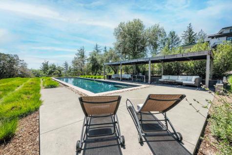 6323 West Dry Creek Road Healdsburg CA 95448