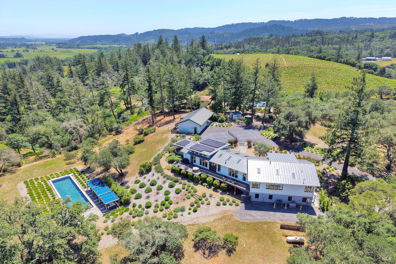 6323 West Dry Creek Road Healdsburg CA 95448