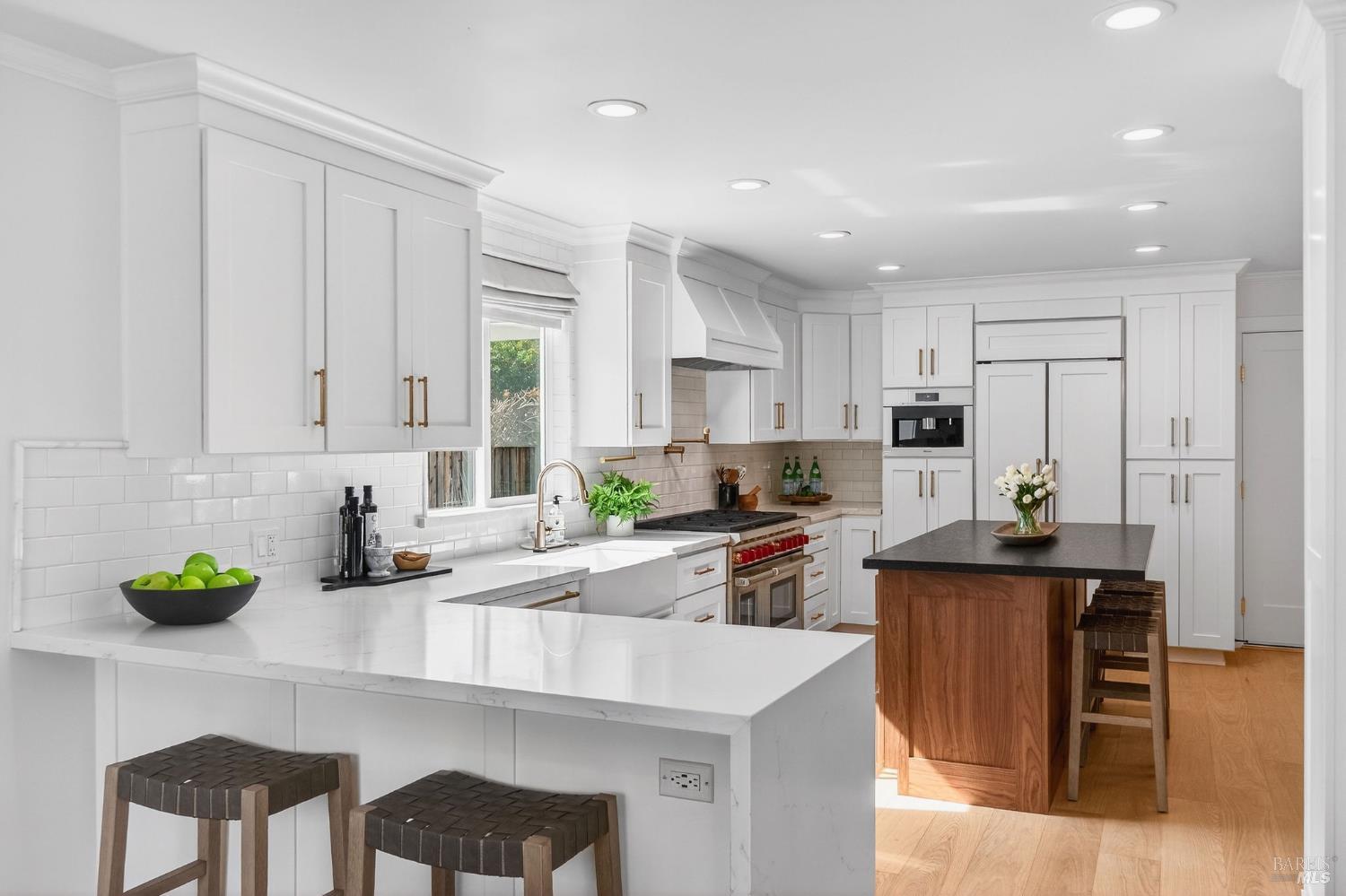 2543 Pinot Way St. Helena CA 94574