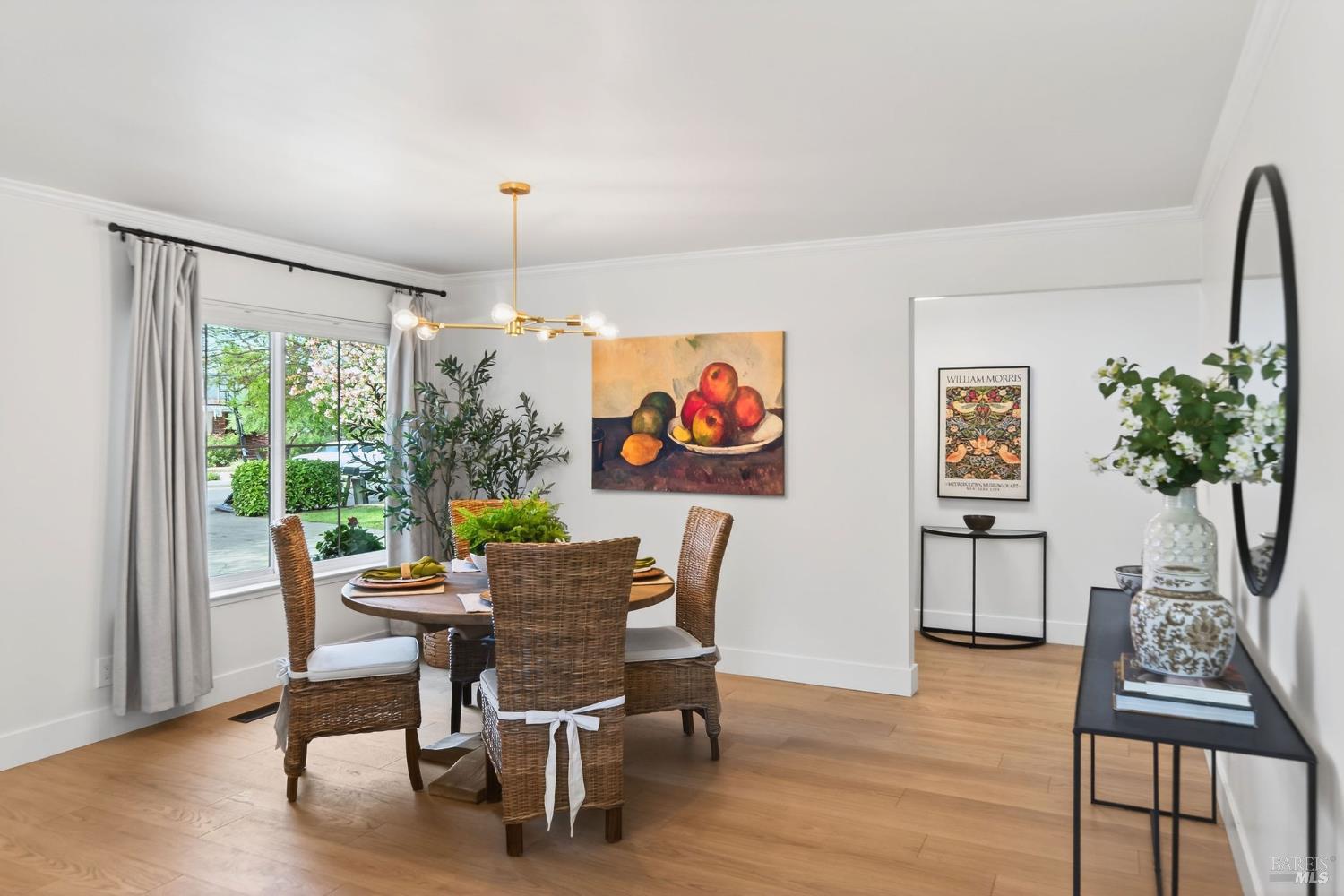 2543 Pinot Way St. Helena CA 94574