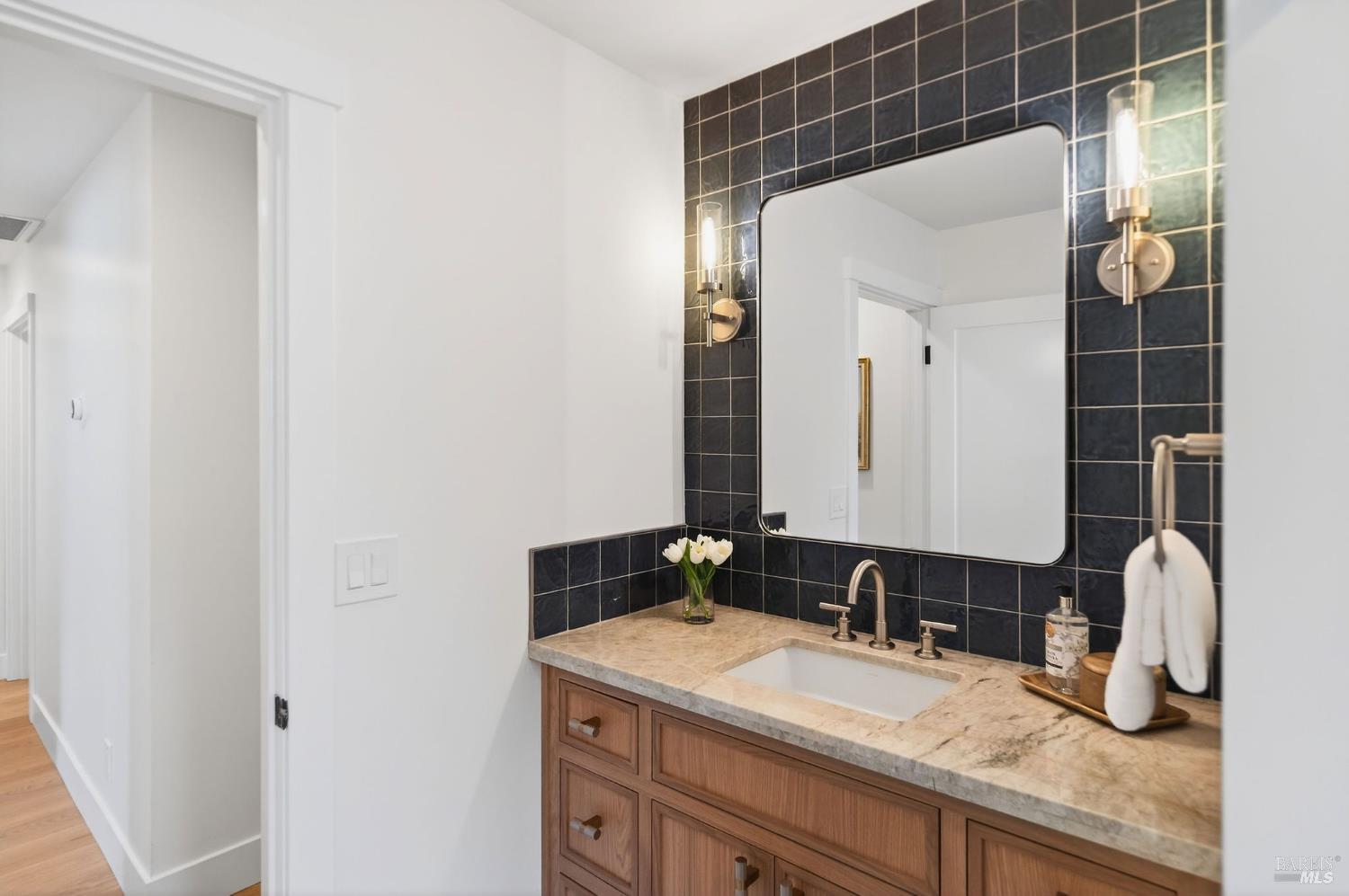 2543 Pinot Way St. Helena CA 94574
