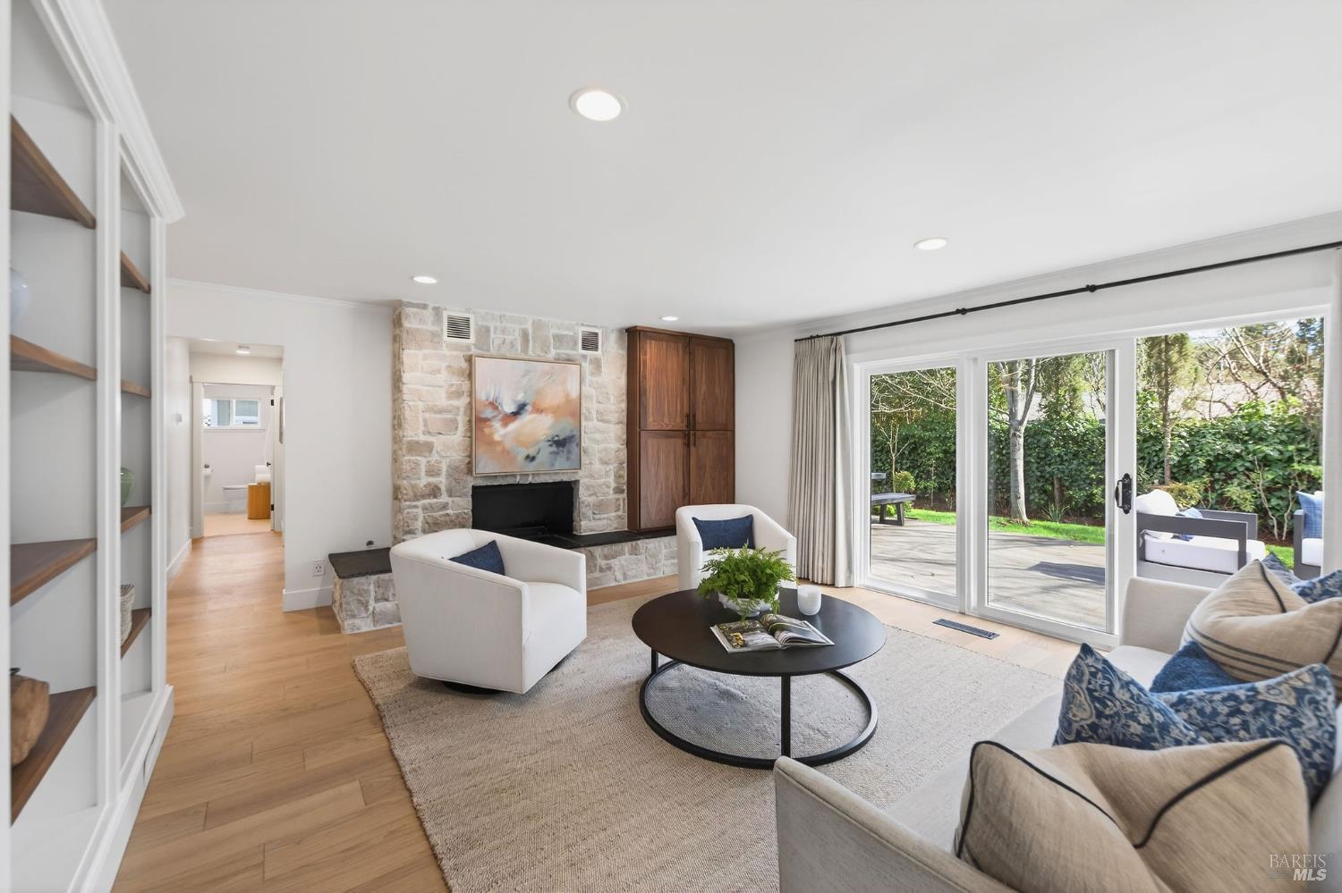 2543 Pinot Way St. Helena CA 94574